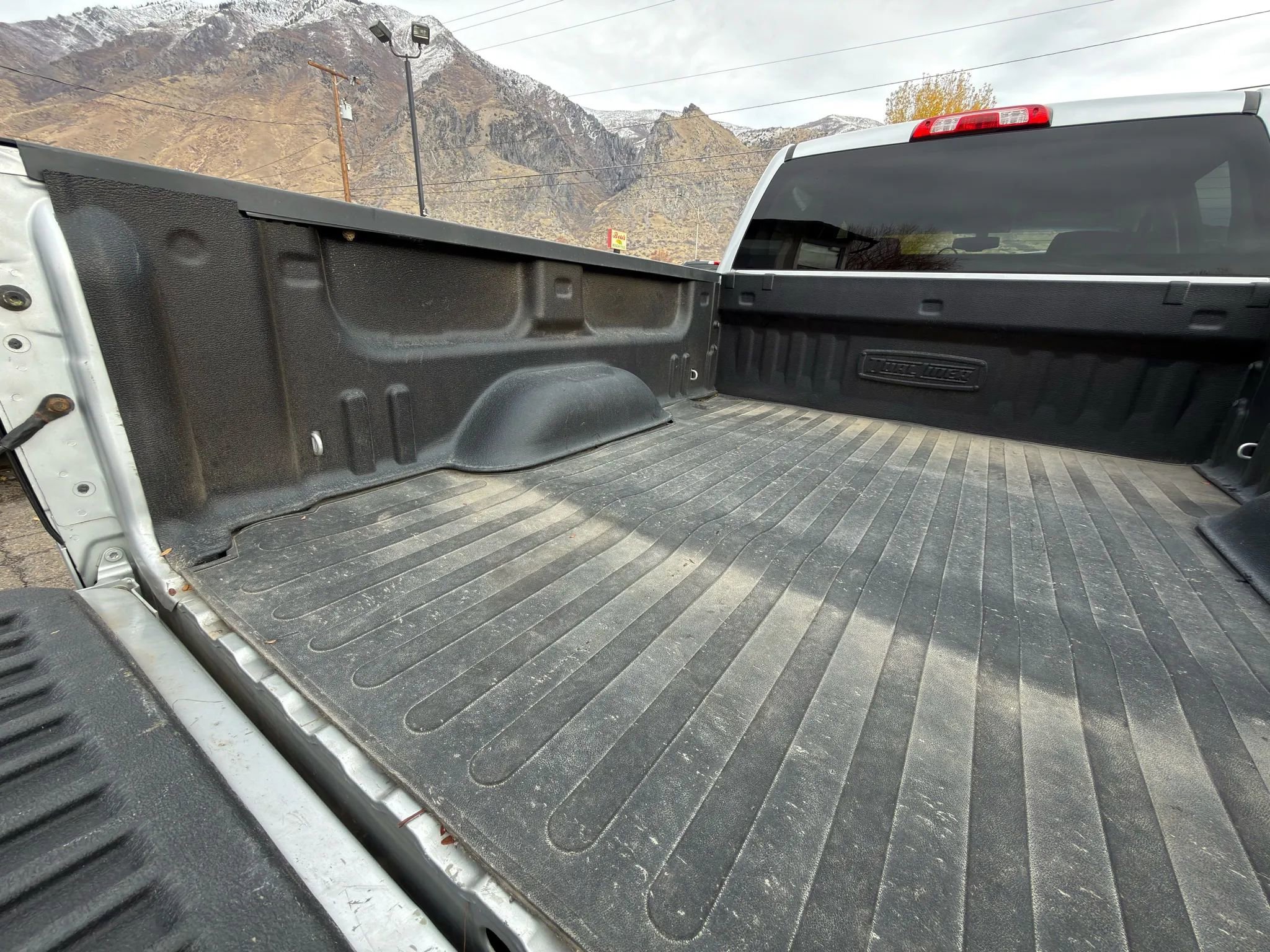 Used 2017 GMC Sierra 2500 SLE image 11