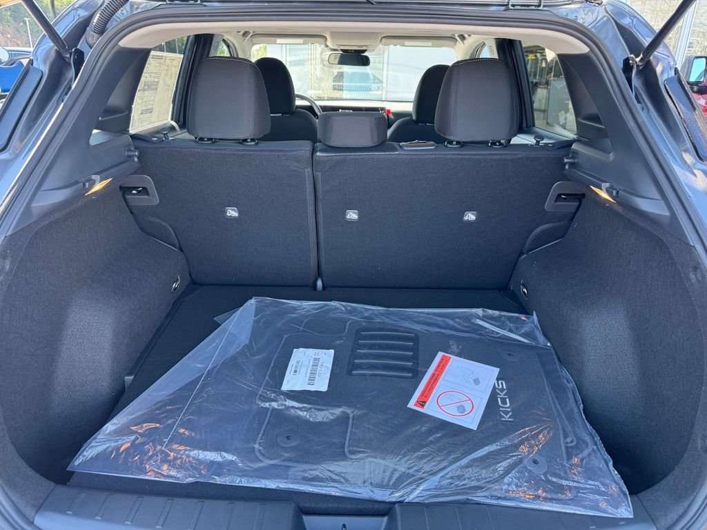 New 2026 Nissan Kicks SV w/ Cold Weather Package FWD image 22