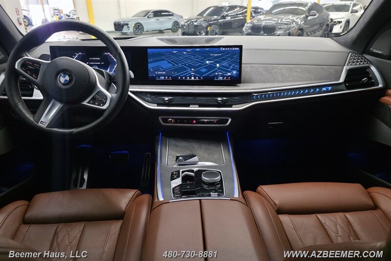 Used 2024 BMW X7 xDrive40i w/ M Sport Package AWD/4WD image 12