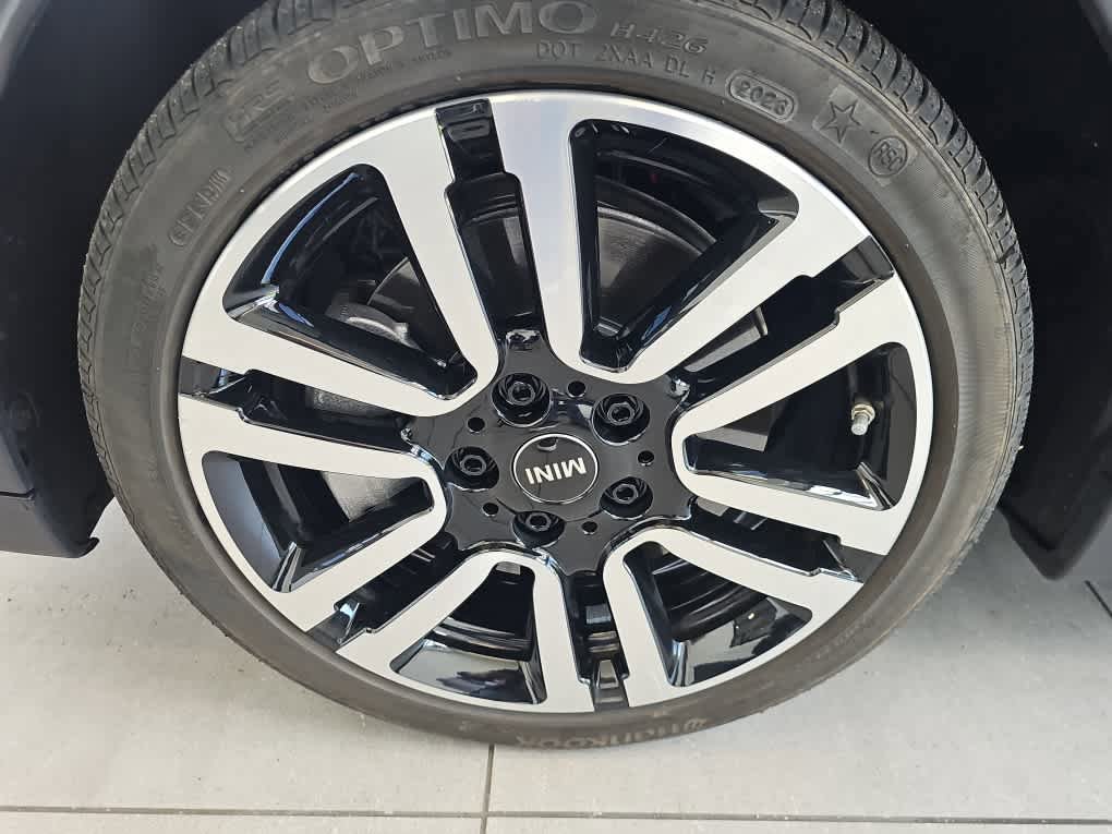 Certified 2024 MINI Cooper S FWD image 31