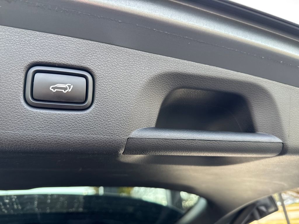Used 2023 Hyundai Palisade Calligraphy image 31