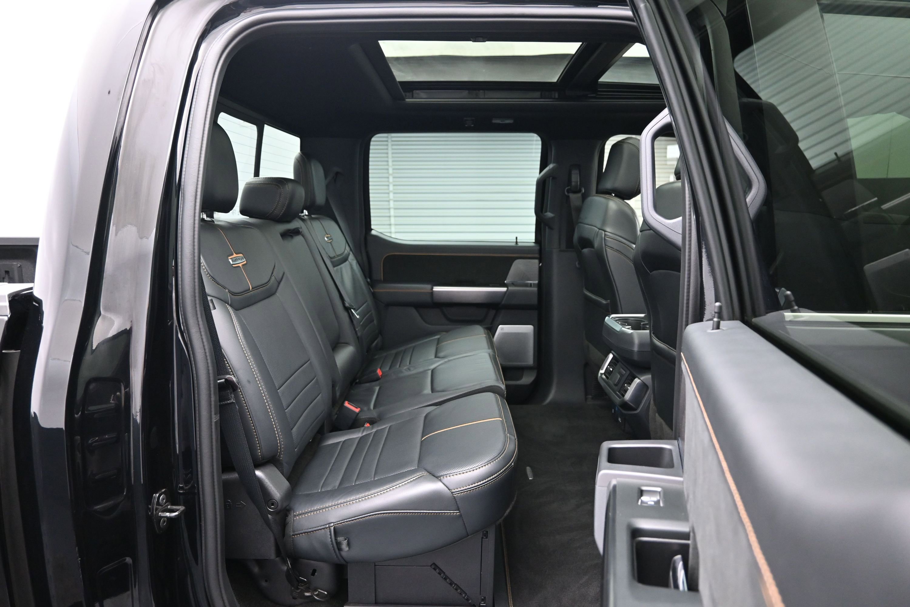 Used 2022 Ford F150 Platinum w/ Equipment Group 701A High AWD/4WD image 12