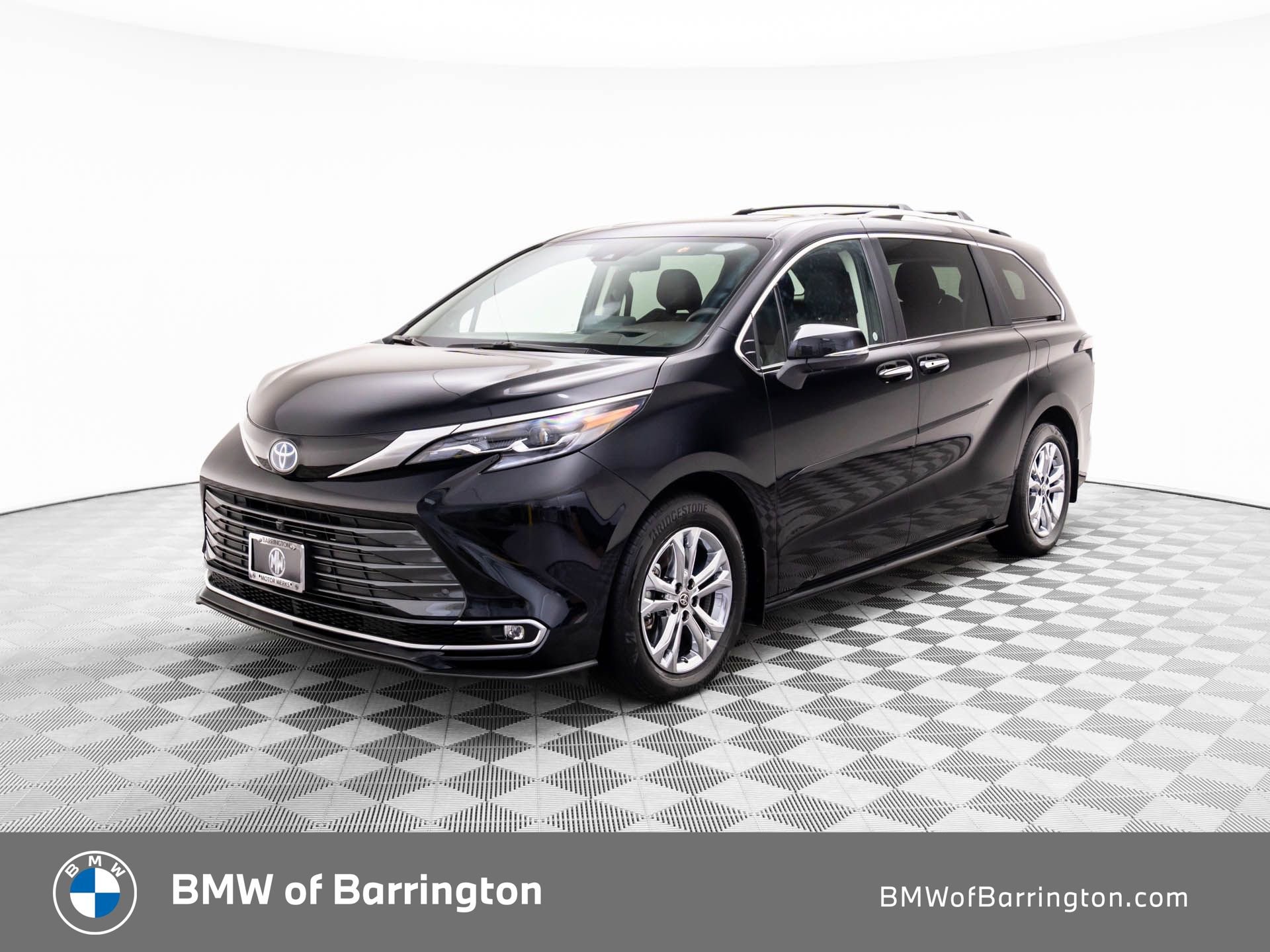 Used 2024 Toyota Sienna Platinum