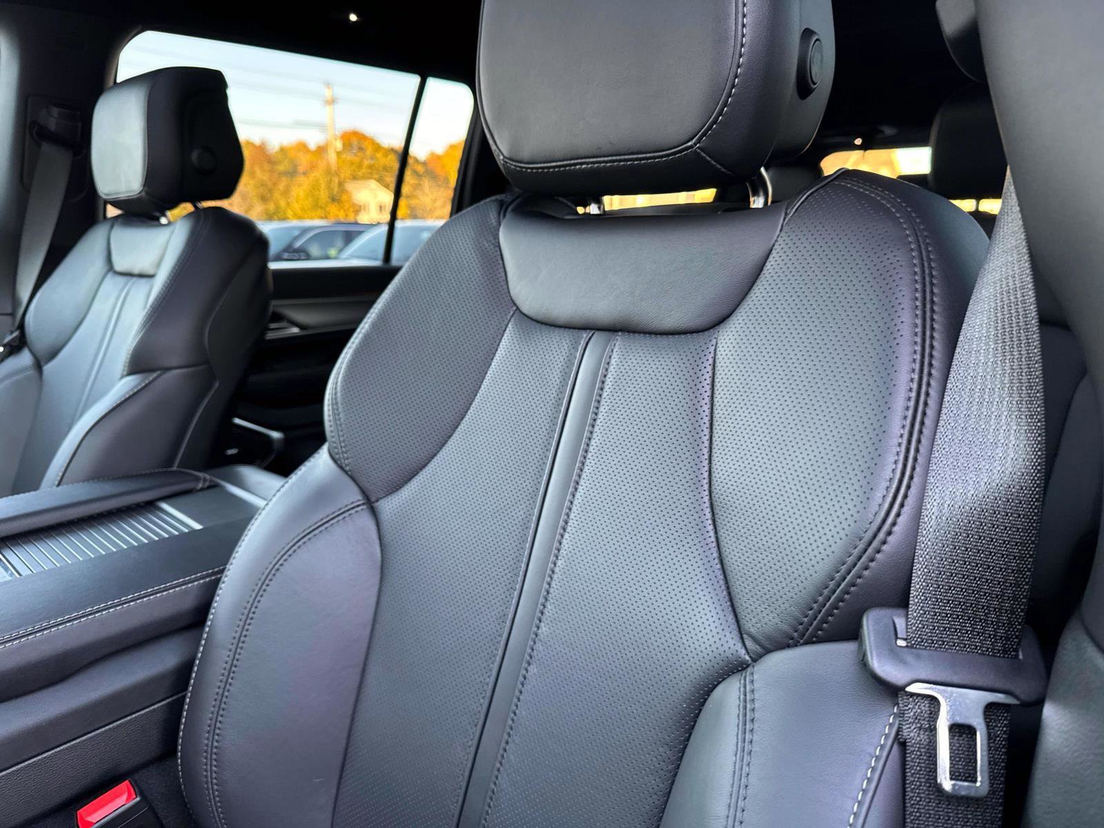 New 2025 Jeep Wagoneer Series II image 9