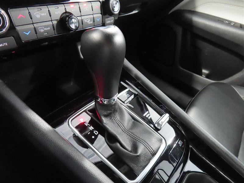 Used 2025 Jeep Compass Limited AWD/4WD image 29