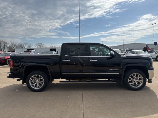 Used 2018 GMC Sierra 1500 SLT w/ SLT Premium Package image 2