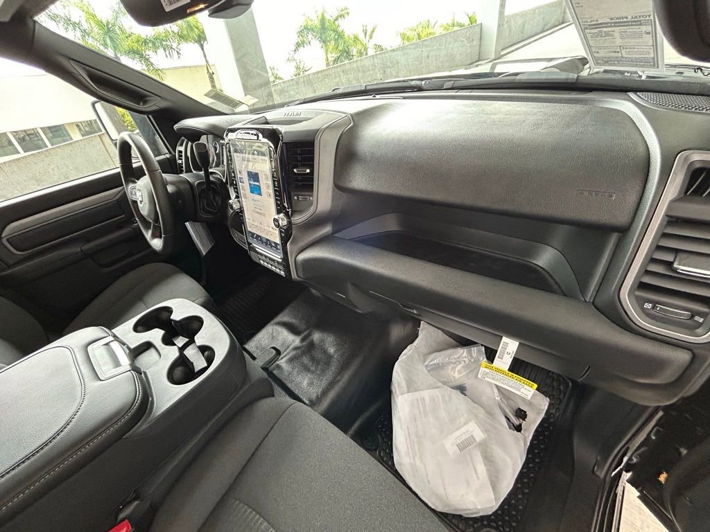 Used 2024 RAM 3500 Tradesman image 21