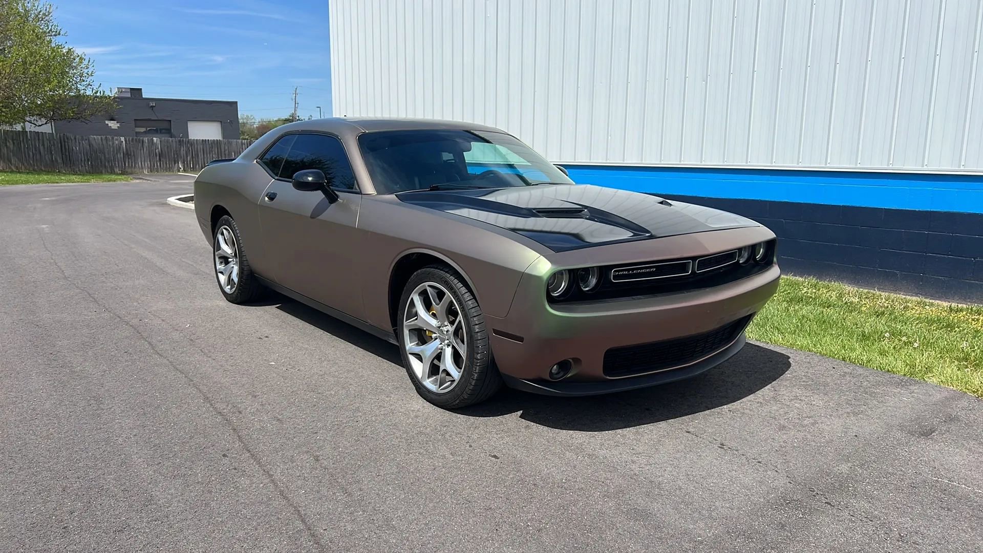 Used 2015 Dodge Challenger SXT Plus RWD image 3