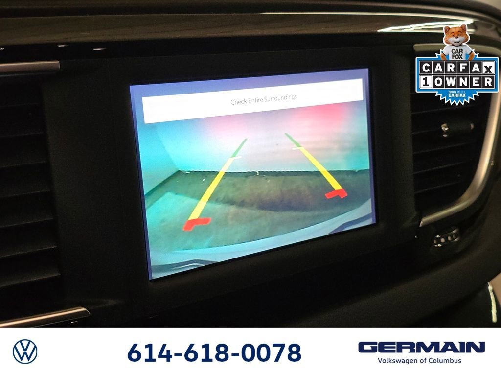 Used 2022 Chrysler Voyager LX image 37