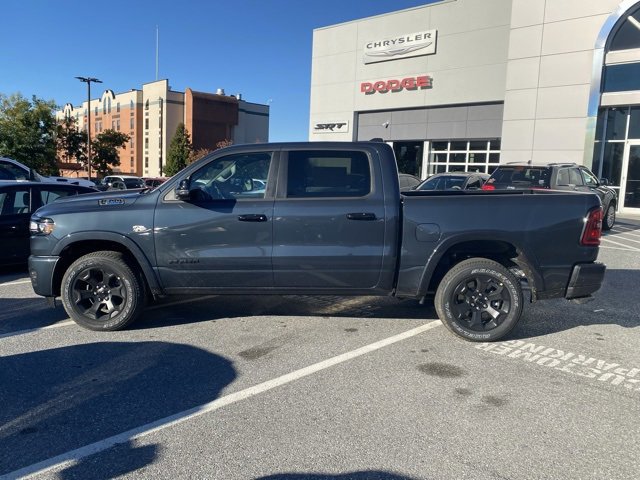 New 2026 RAM 1500 4x4 Crew Cab image 4