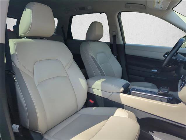 Used 2025 Nissan Pathfinder SL image 27