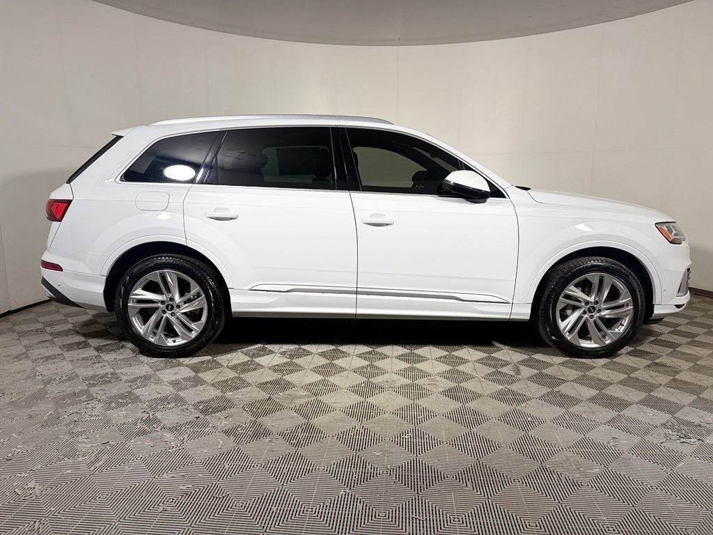 Used 2021 Audi Q7 3.0T Premium Plus AWD/4WD image 8