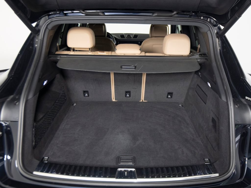 Certified 2020 Porsche Cayenne AWD/4WD image 44