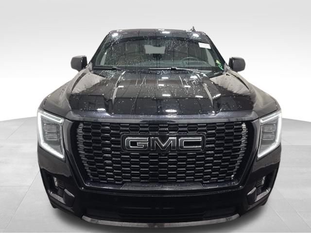 Used 2023 GMC Yukon Denali Ultimate AWD/4WD image 4