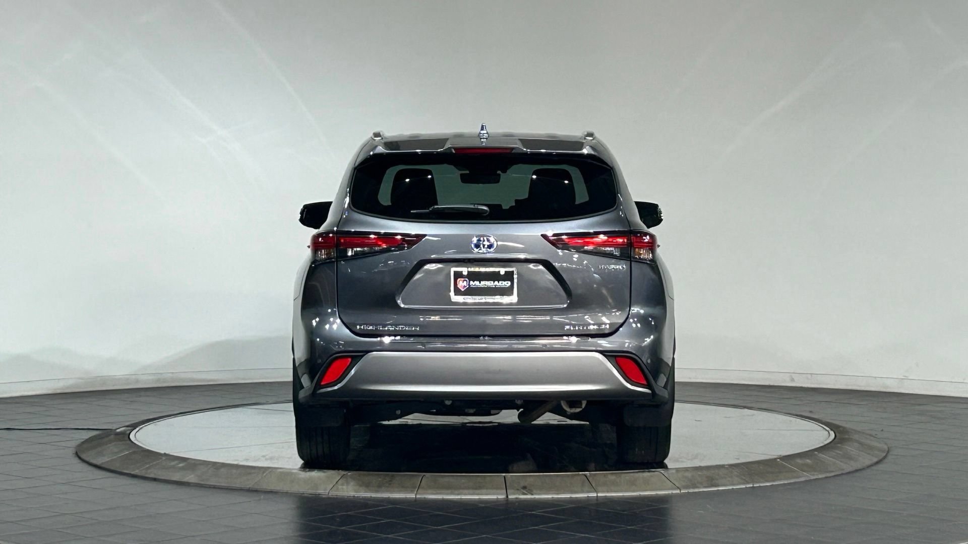 Used 2024 Toyota Highlander Platinum AWD/4WD image 8