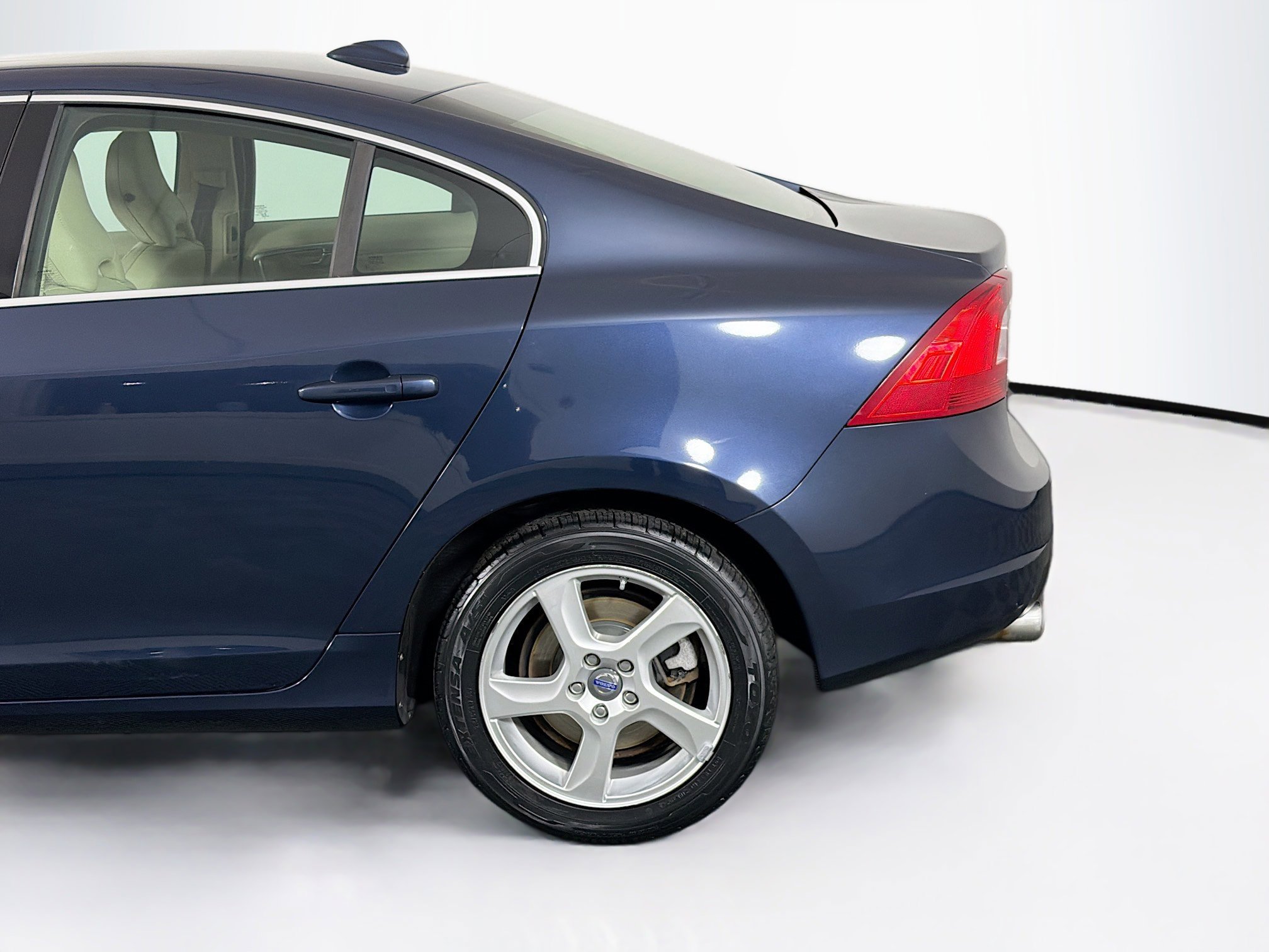 Used 2013 Volvo S60 T5 AWD/4WD image 42
