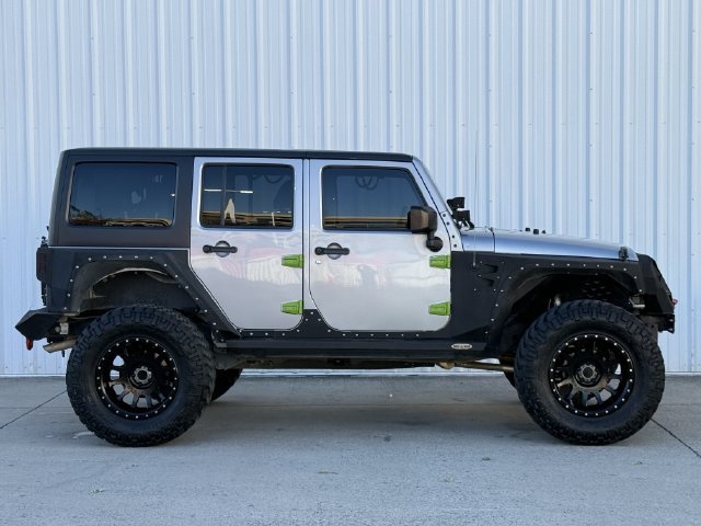 Used 2018 Jeep Wrangler Unlimited Sport S AWD/4WD image 3