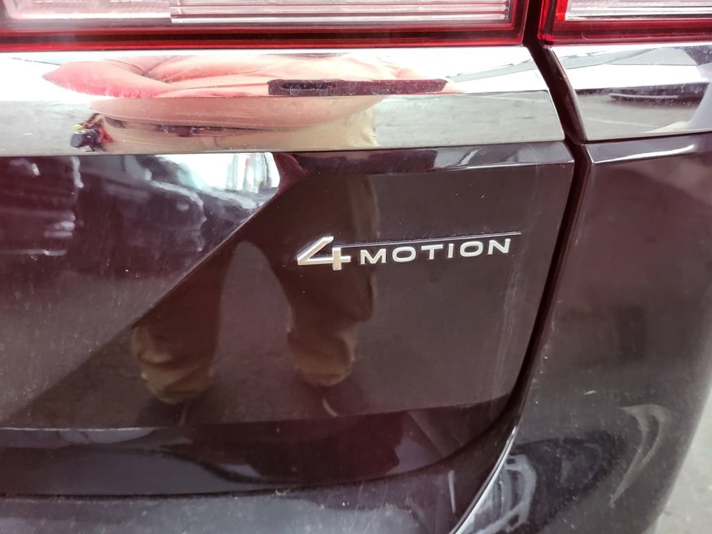 Used 2025 Volkswagen Atlas SE image 6