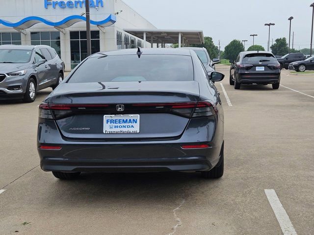 Used 2023 Honda Accord EX image 6