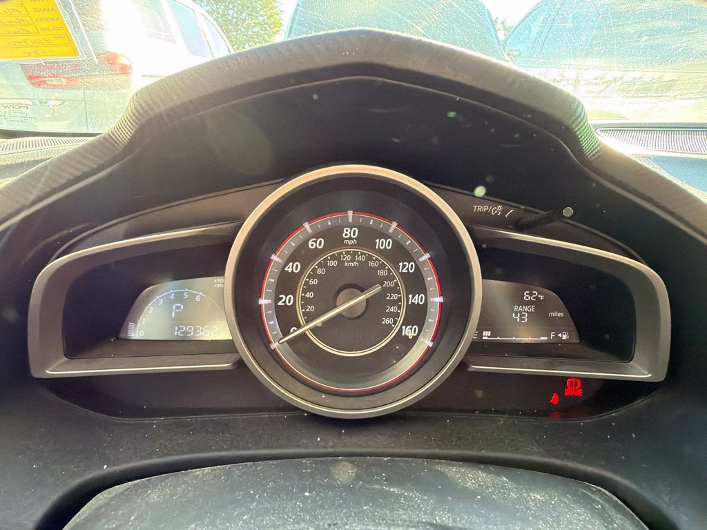 Used 2014 MAZDA MAZDA3 i Sport FWD image 10