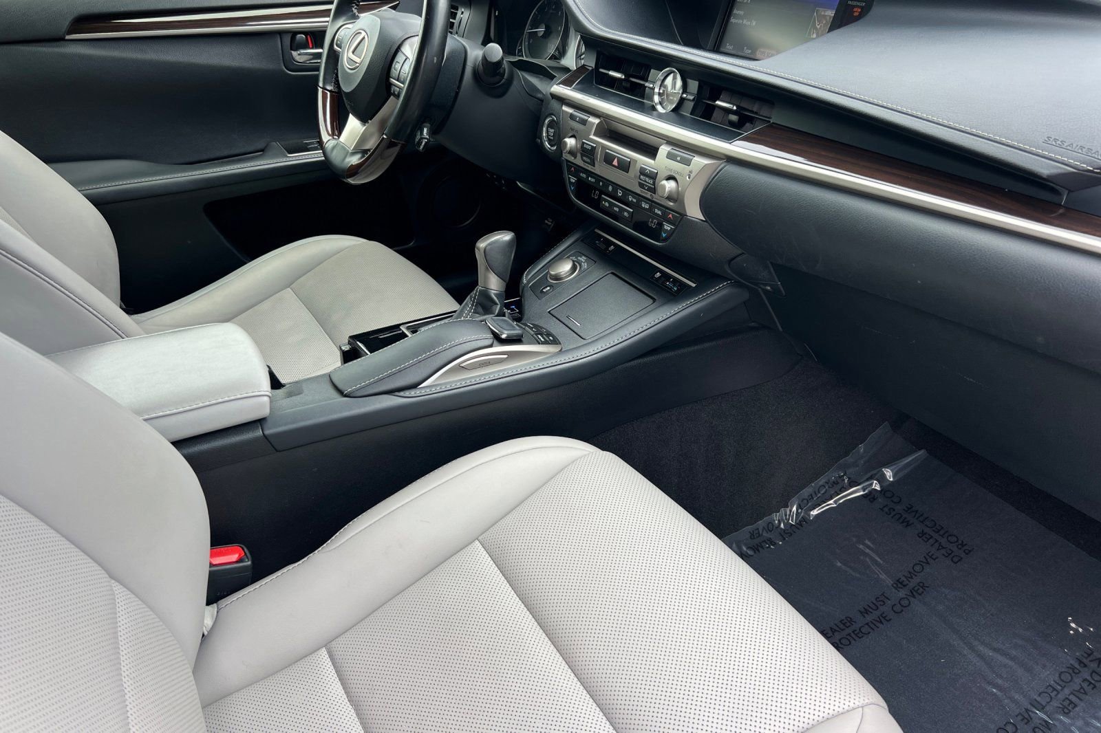 Used 2018 Lexus ES 350 w/ Navigation System Package FWD image 18