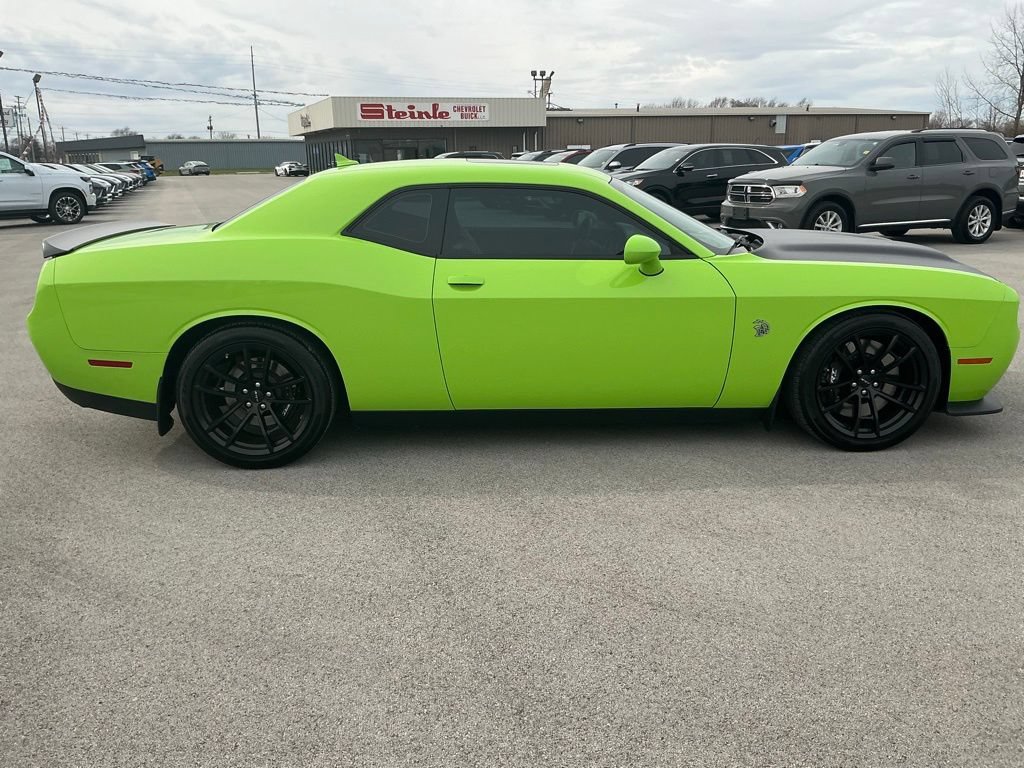 Used 2023 Dodge Challenger SRT Hellcat RWD image 4
