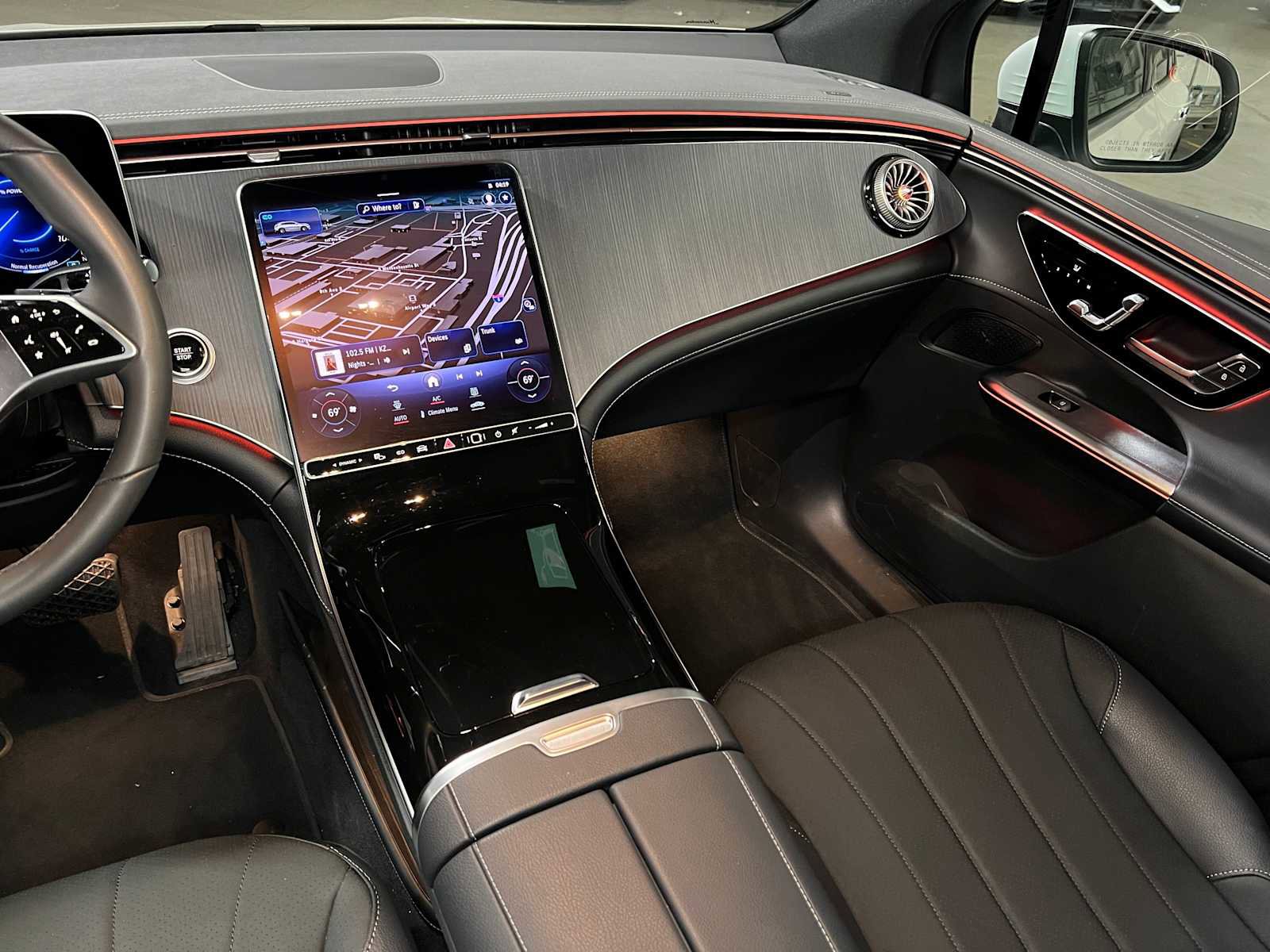 Used 2026 Mercedes-Benz EQE 320 4MATIC SUV image 41