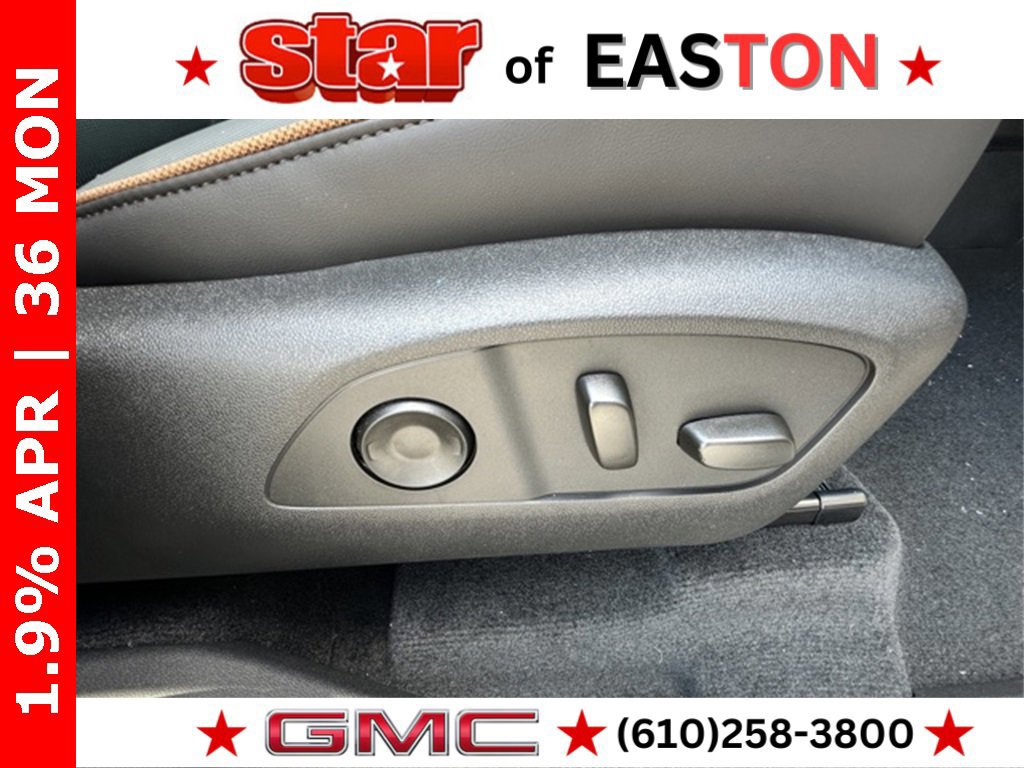 New 2026 GMC Acadia AT4 image 9