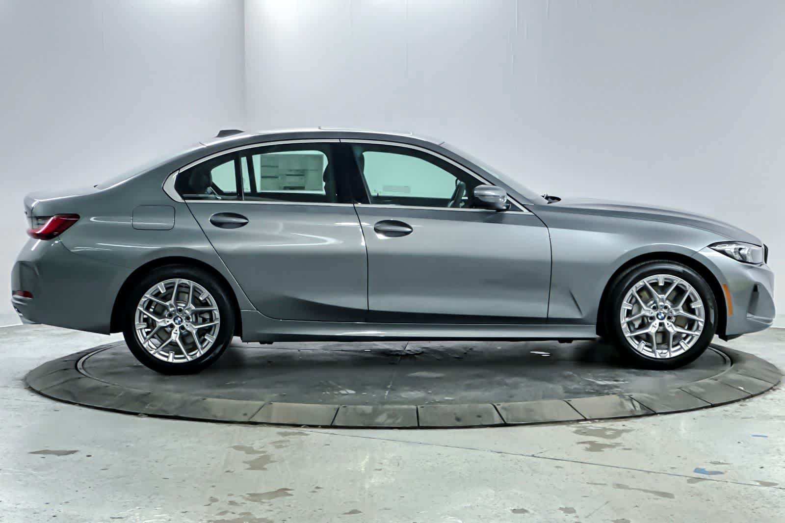 Used 2026 BMW 330i Sedan w/ Convenience Package RWD image 8