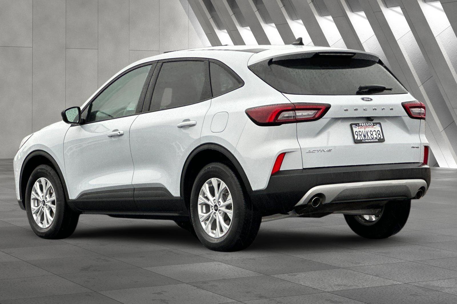 Used 2025 Ford Escape Active image 6