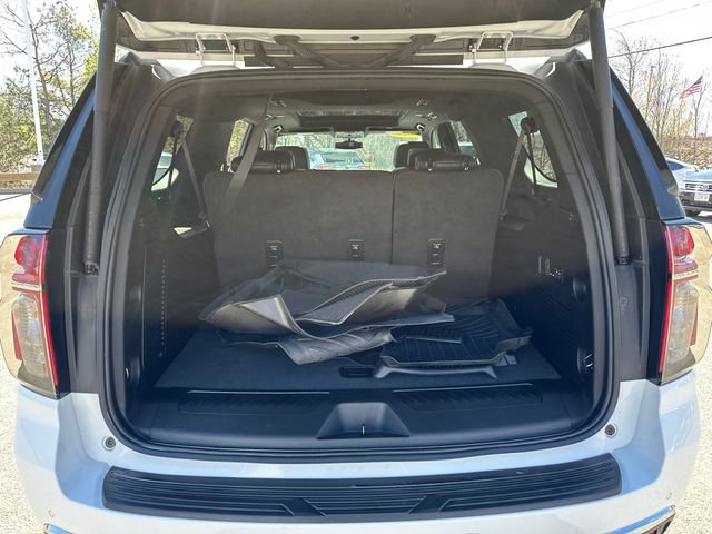Used 2022 Chevrolet Suburban LT w/ LT Signature Plus Package AWD/4WD image 13
