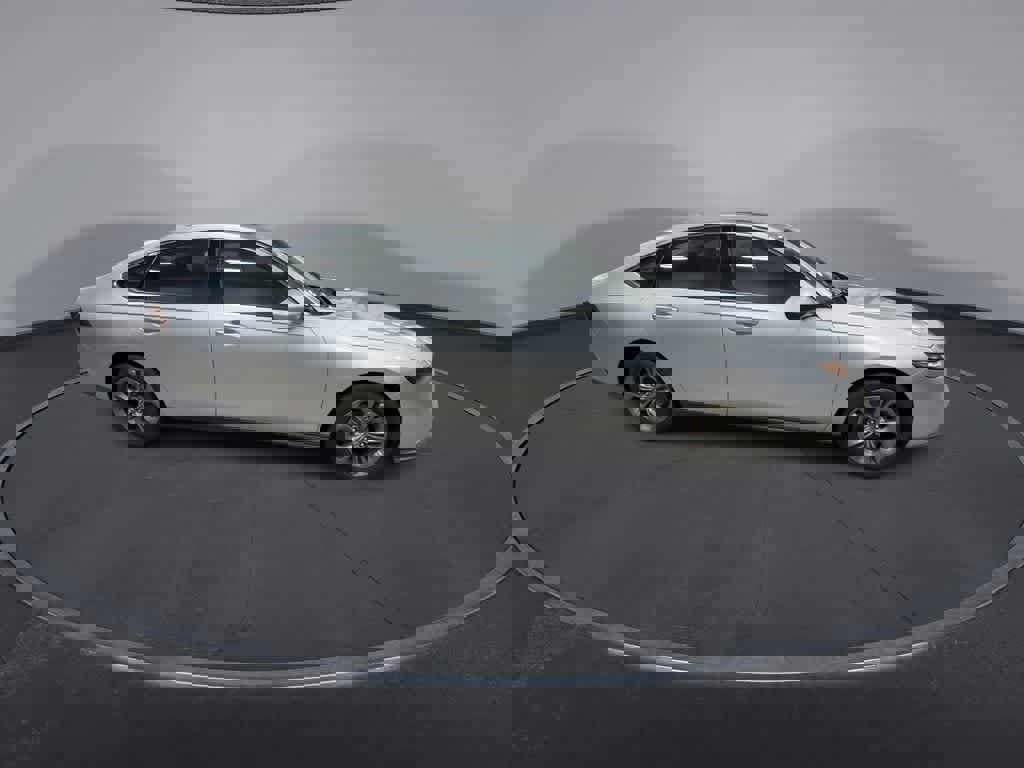 Used 2024 Honda Accord EX image 9