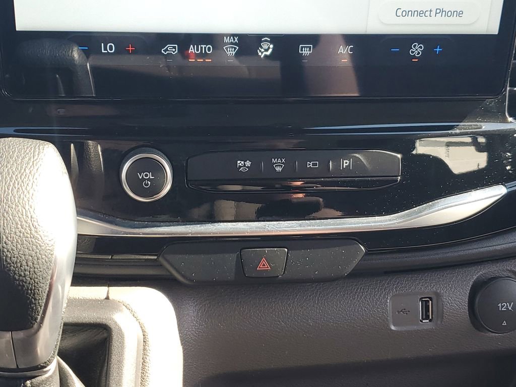 Used 2023 Ford Transit 350 XLT image 27