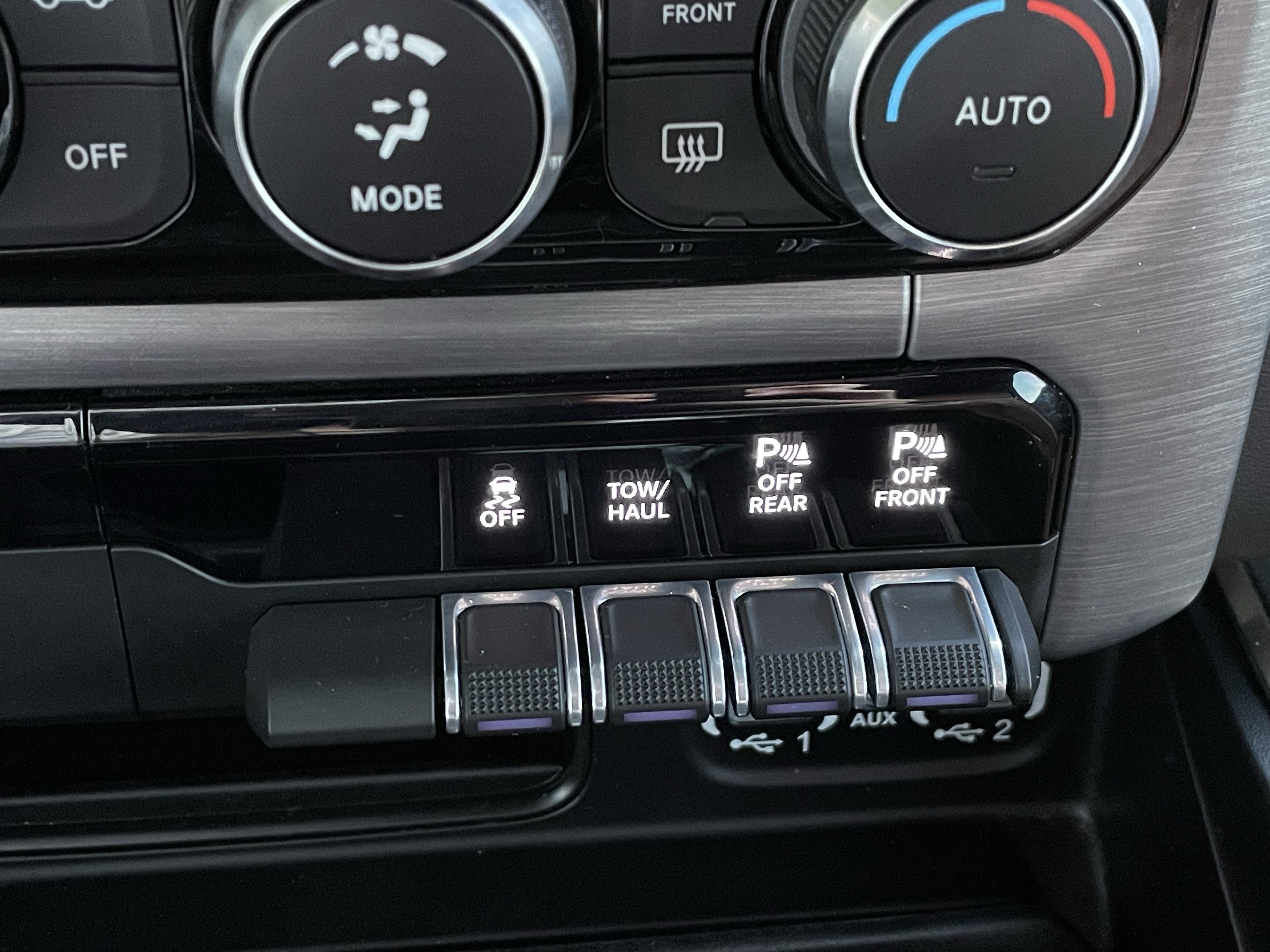 Used 2022 RAM 1500 Limited w/ Body Color Bumper Group image 26