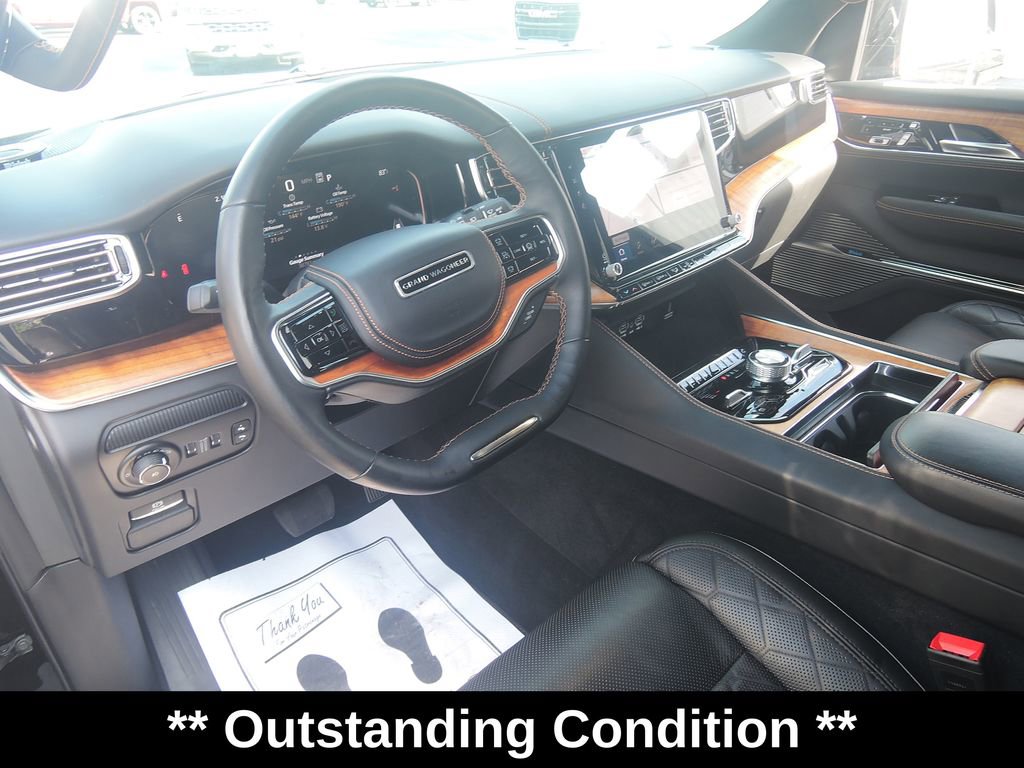 Used 2023 Jeep Grand Wagoneer Series III AWD/4WD image 6