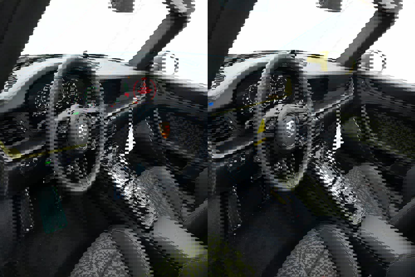 New 2026 Porsche 911 GTS image 4