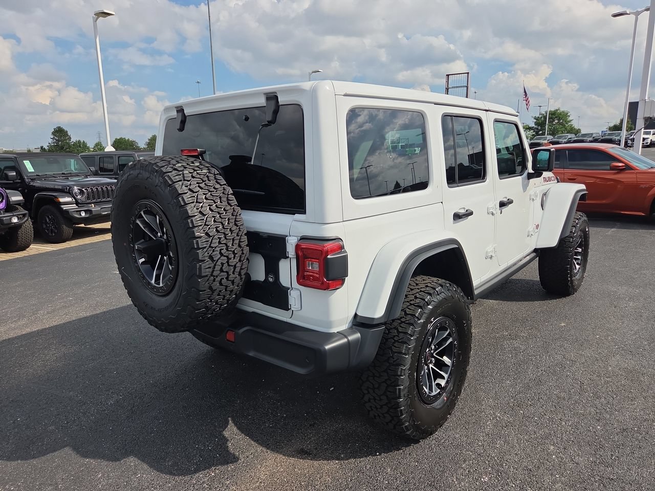New 2027 Jeep Wrangler Unlimited Rubicon AWD/4WD image 31