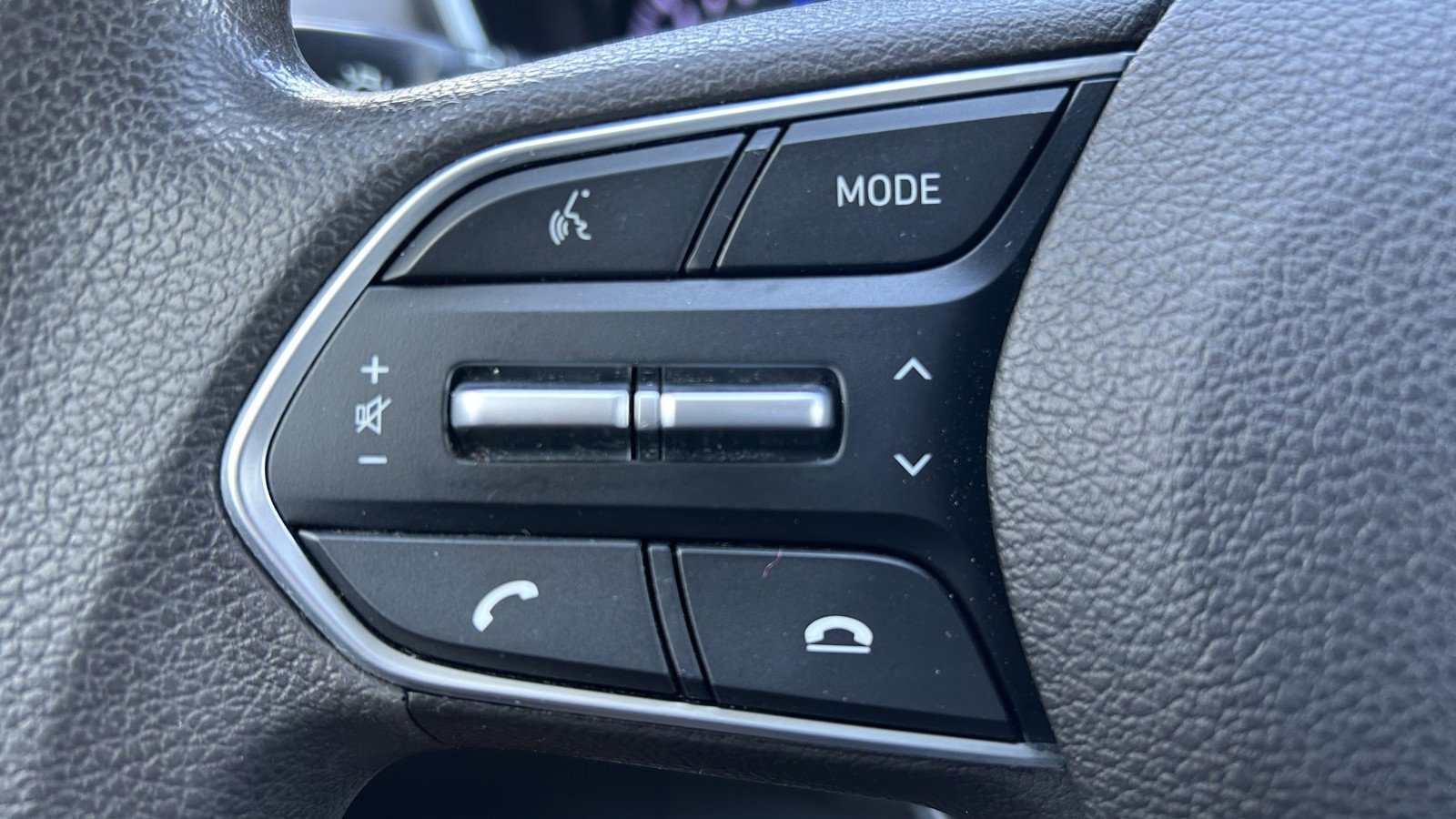 Used 2020 Hyundai Santa Fe SEL image 21