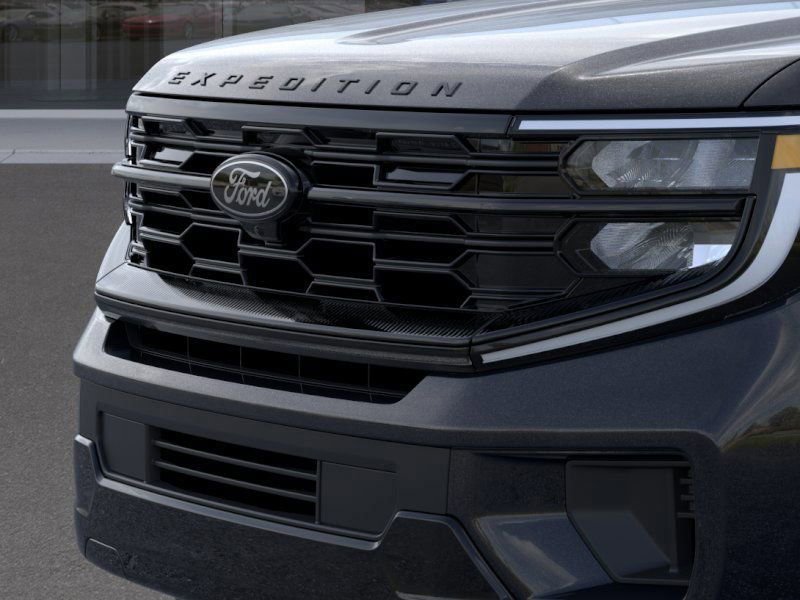 New 2025 Ford Expedition Platinum w/ Stealth Appearance Package image 19