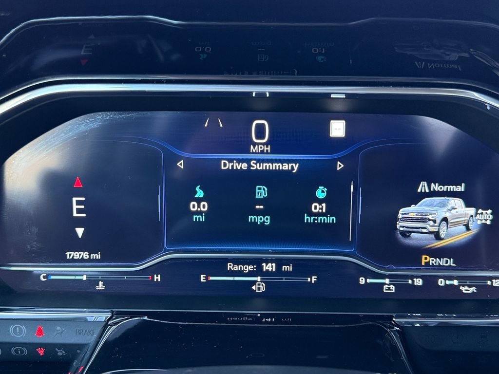 Used 2023 Chevrolet Silverado 1500 LT image 13