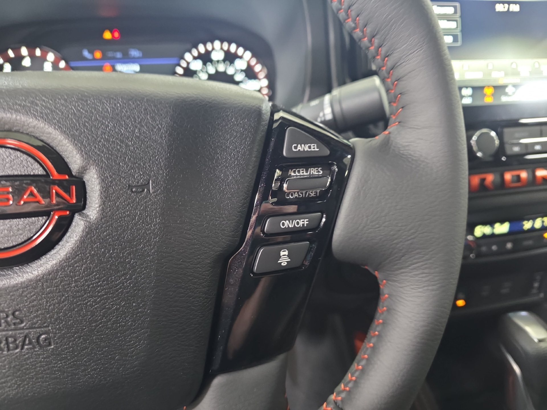 New 2027 Nissan Frontier Pro-X w/ Tow Package RWD image 18