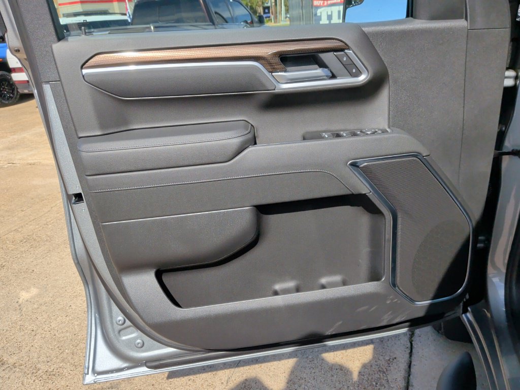 New 2026 Chevrolet Silverado 1500 RST w/ RST Select Package AWD/4WD image 10