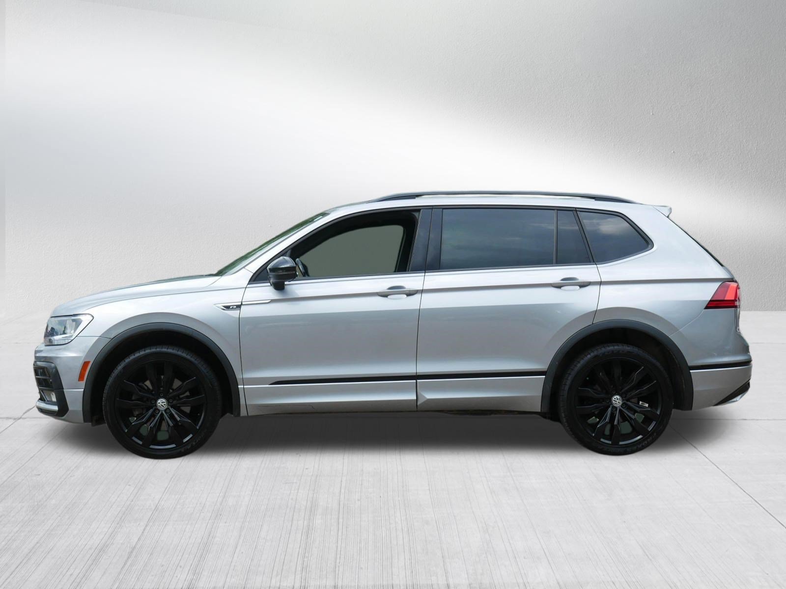 Used 2021 Volkswagen Tiguan SE R-Line AWD/4WD image 4