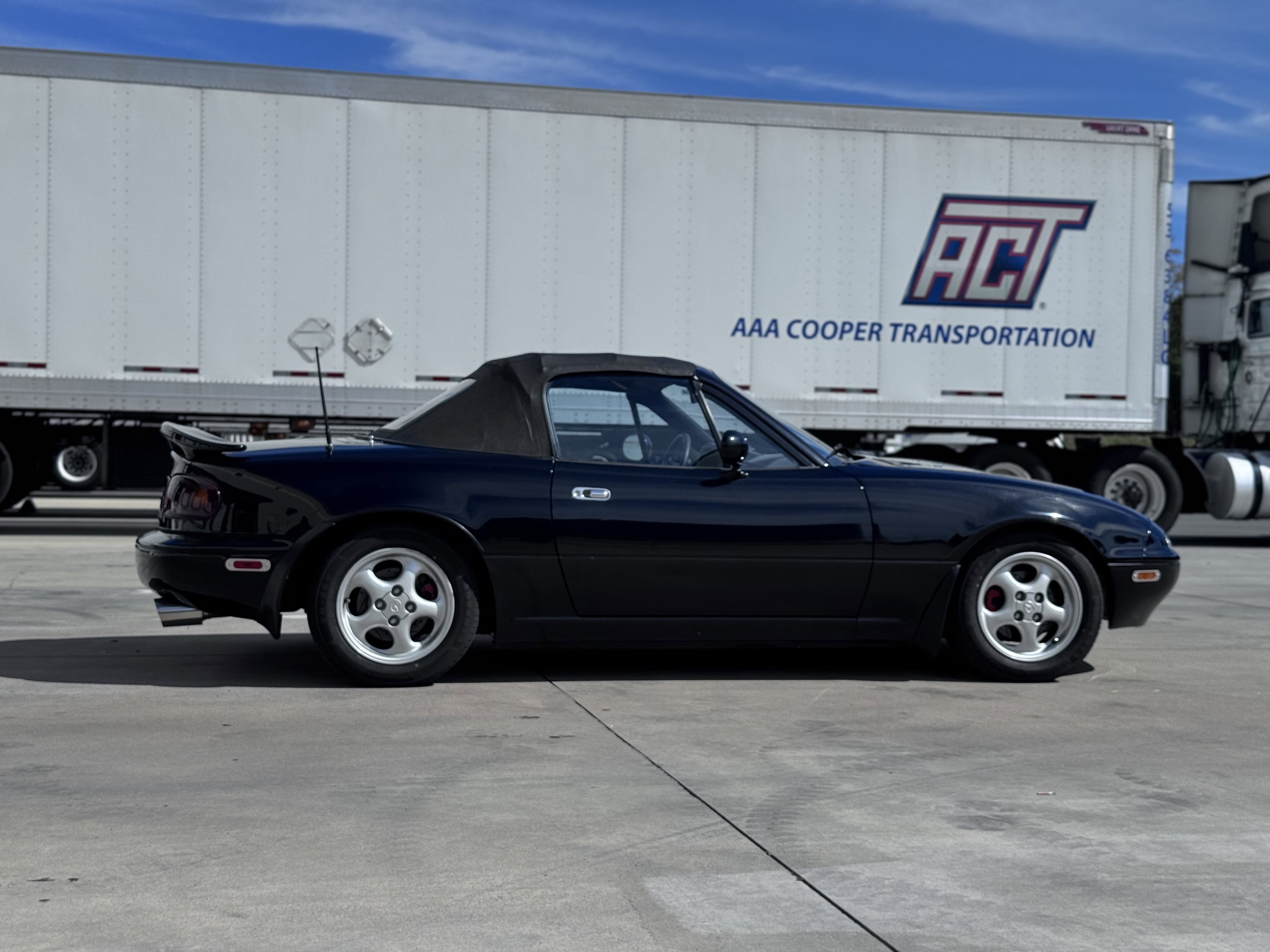 Used 1996 MAZDA MX-5 Miata image 29