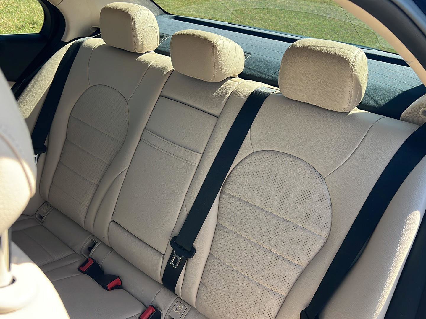 Used 2019 Mercedes-Benz C 300 Sedan w/ Premium Package image 28