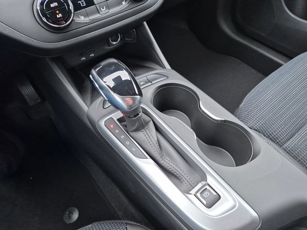 New 2026 Buick Envista Sport Touring w/ Convenience I Package FWD image 31