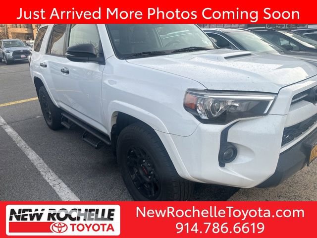 Used 2021 Toyota 4Runner Venture w/ Moonroof Package image 1