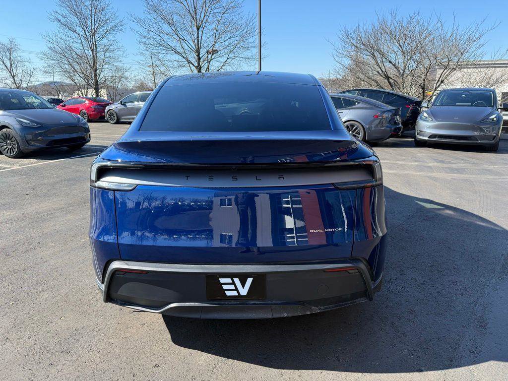 Used 2026 Tesla Model Y Long Range AWD/4WD image 6