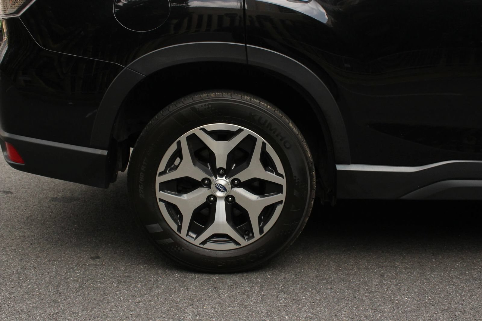 Used 2023 Subaru Forester Premium AWD/4WD image 5
