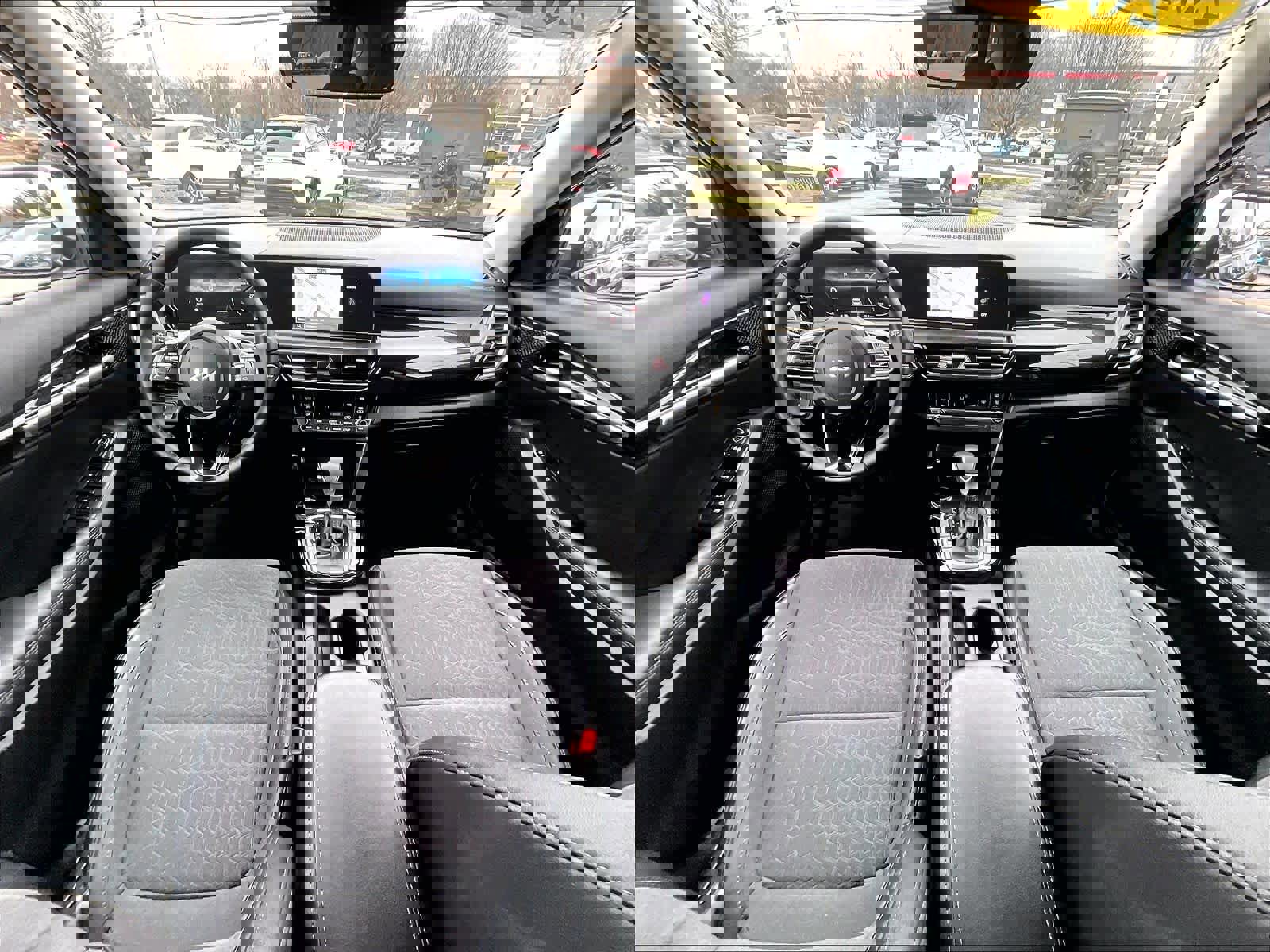 Used 2024 Kia Seltos S image 21